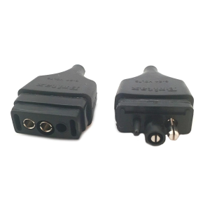 Britax 2 Pin Plug And Socket (Blister Pack Of 1)  