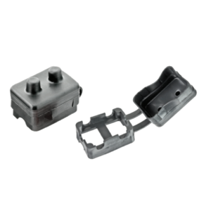IONNIC BLACK CIRCUIT BREAKER INSULATOR